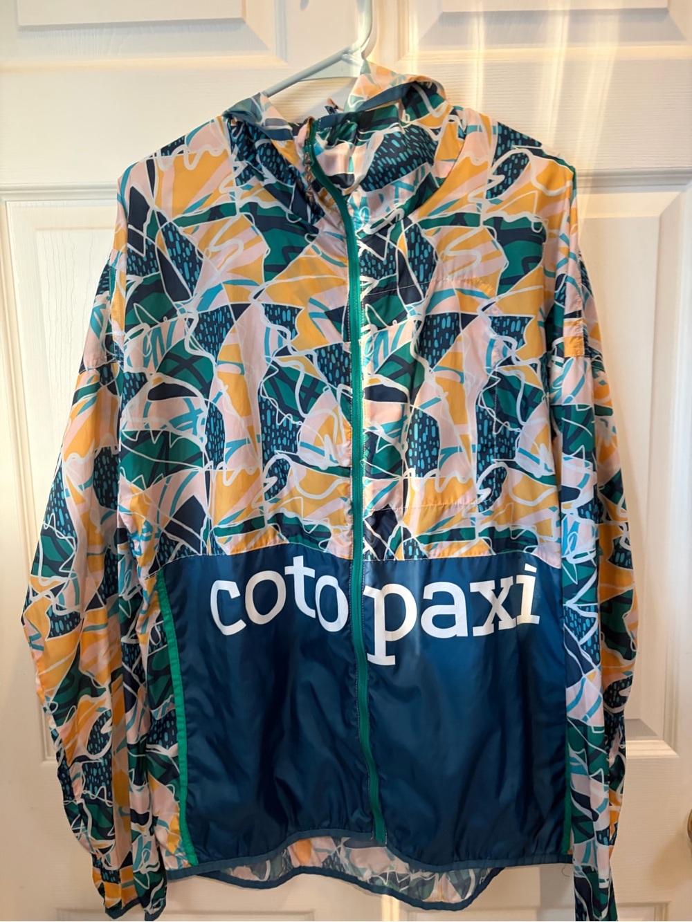 Cotopaxi Teca Lightweight Windbreaker Jacket - M L or W XL Unisex